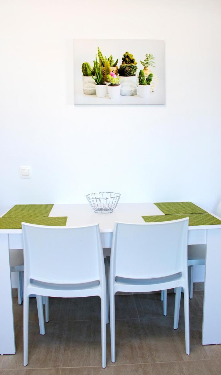Gennadi Gardens Exclusive Apartments Ngoại thất bức ảnh